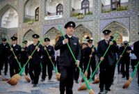 به میمنت دهه کرامت، همه خادم باشیم!