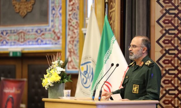 اشراف باید مثل یک مانیتور جلوی چشم فرمانده باشد تا آخرین وضعیت سازمان را رصد و با دورههای قبل مقایسه کند اشراف باید مثل یک مانیتور جلوی چشم فرمانده باشد تا آخرین وضعیت سازمان را رصد و با دورههای قبل مقایسه کند