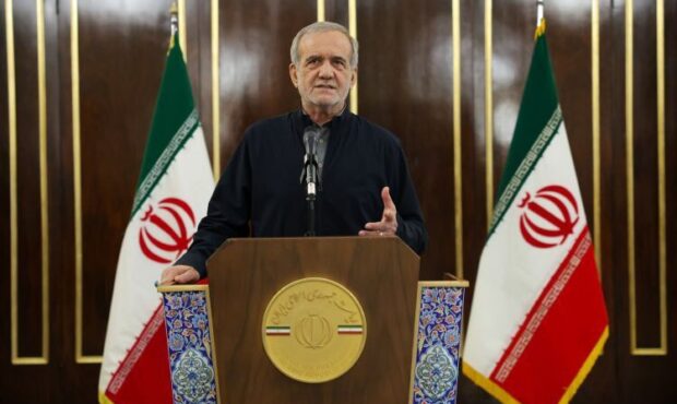 پزشکیان: دشمن را از اقدام احمقانه اش پشیمان می کنیم پزشکیان: دشمن را از اقدام احمقانه اش پشیمان می کنیم