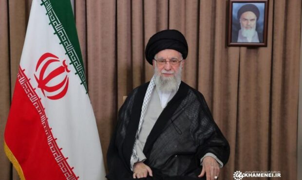 هنرمندان قمی جسارت به ساحت رهبر معظم انقلاب اسلامی را محکوم کردند هنرمندان قمی جسارت به ساحت رهبر معظم انقلاب اسلامی را محکوم کردند