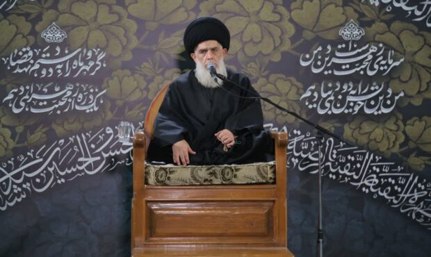 ثقلین؛ تنها راه نجات از ضلالت ابدی 