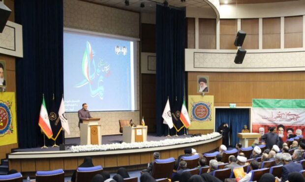 تأکید مراجع بر نقش خانواده در ترویج فرهنگ اقامه نماز تأکید مراجع بر نقش خانواده در ترویج فرهنگ اقامه نماز